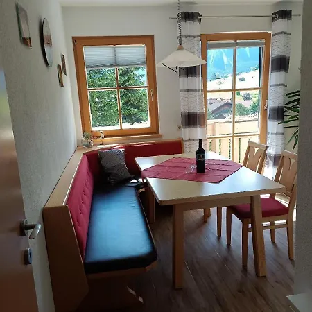 Haus Gipfelblick Daire Lermoos