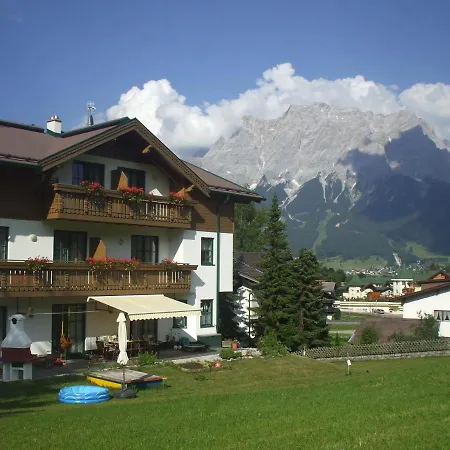 Haus Gipfelblick Apartman