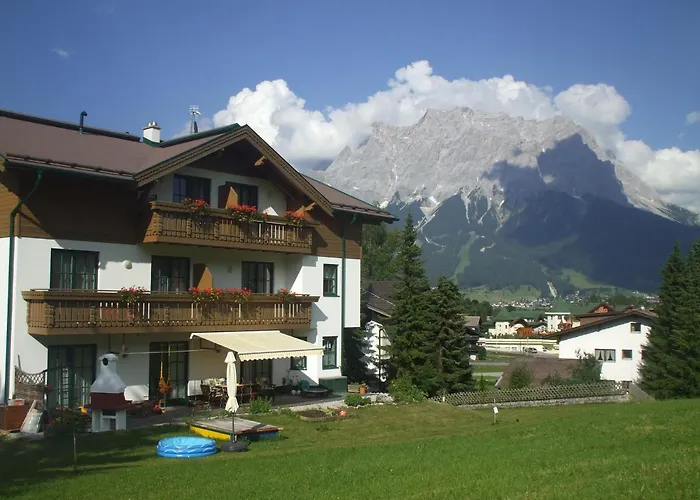 Haus Gipfelblick アパート