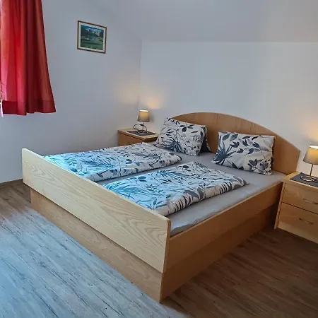 Haus Gipfelblick Appartement Lermoos
